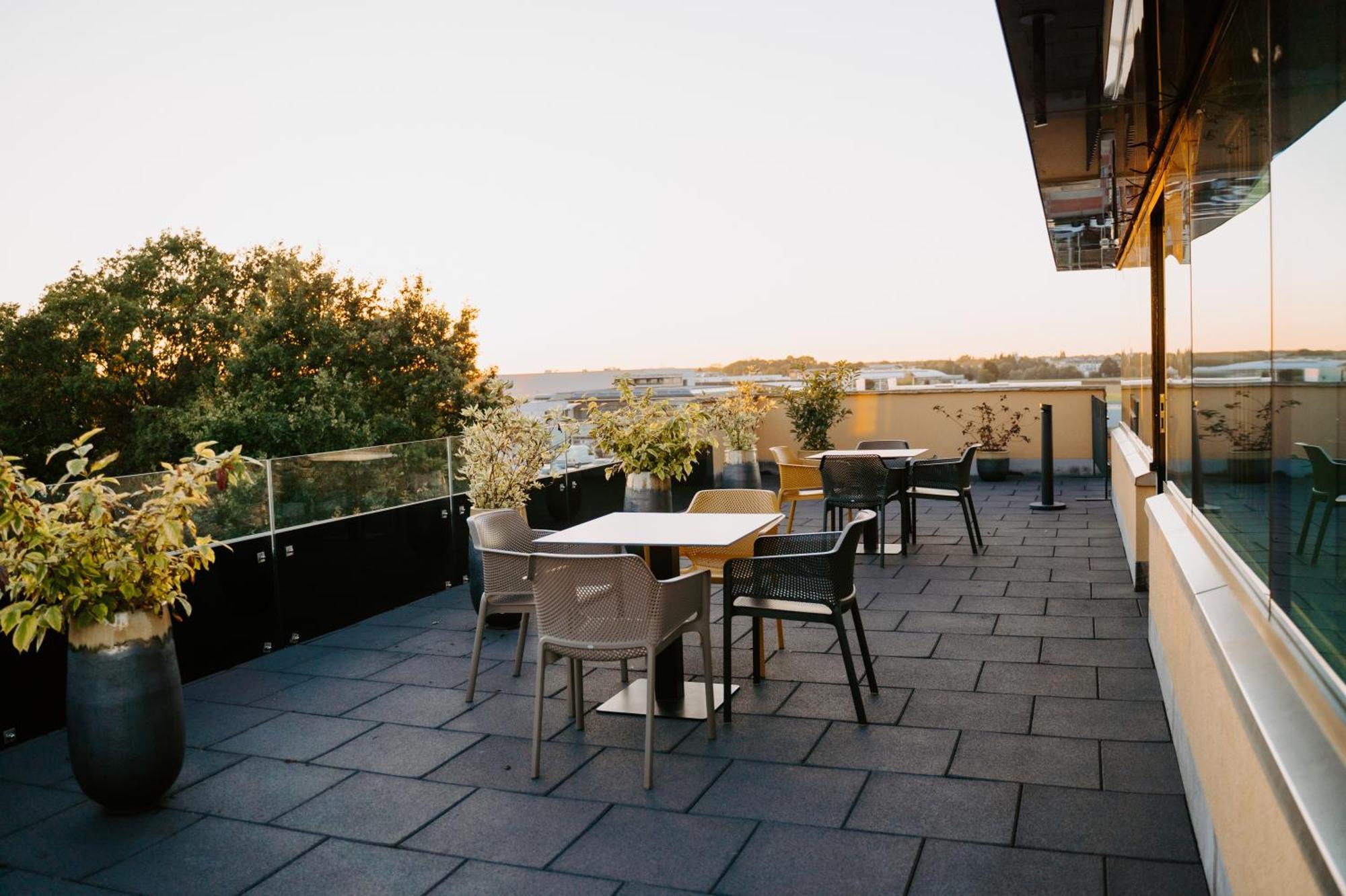 Pierre Hotel 3*